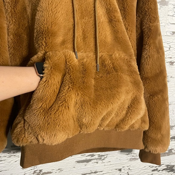 Teddy hoodie-new without tag - Picture 7 of 9